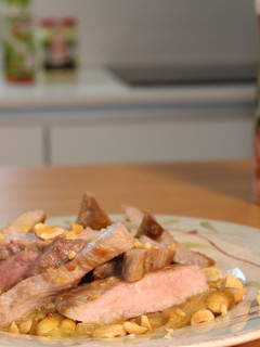 Una foto de Secreto ibérico con miel y mostaza