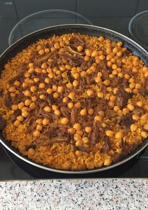 Una foto de Arroz al horno con costillas desmenuzadas de ternera