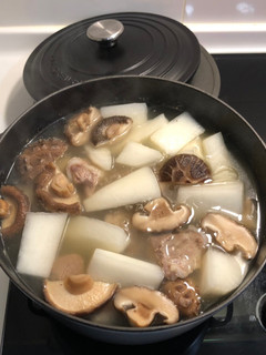 香菇蘿蔔排骨湯 的食譜成品照片