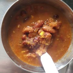 A picture of Spicy rajma.
