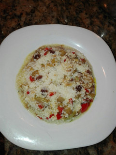 Una foto de Cuscus al estilo árabe