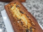 Una foto de budín de avena con chips de chocolate