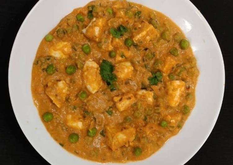 Step-by-Step Guide to Prepare Super Quick Homemade Punjabi Paneer Matar