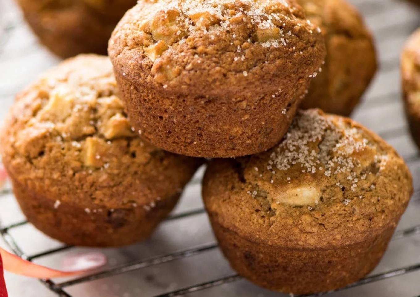 Apple cinnamon muffins