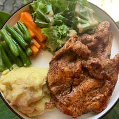 รูปของ Chicken Grill with Mashed Potato and Salad