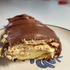 A picture of No Bake Éclair Cake.
