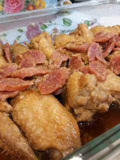 A picture of Steam Chicken with Chinese Sausage.