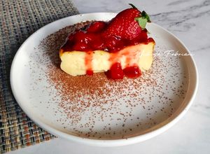Foto resep Burnt Basque Strawberry Cheesecake