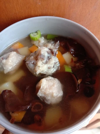 Langkah Mudah untuk Membikin Resep Sop Bakso Ayam Jamur Homemade yang Bikin Ngiler Anti Ribet, Bisa Manjain Lidah