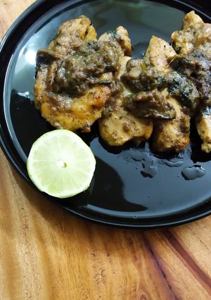 ইজি ওয়ান প্যান ক্রিমি লেমন চিকেন 🍗🍋 রেসিপির প্রধান ছবি