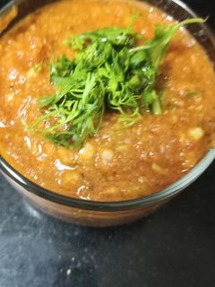 લસણ ટામેટા ની ચટણી રેસીપી મુખ્ય ફોટો