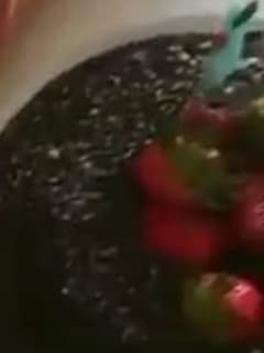 Foto de Bolo Brigadeiro com Morangos