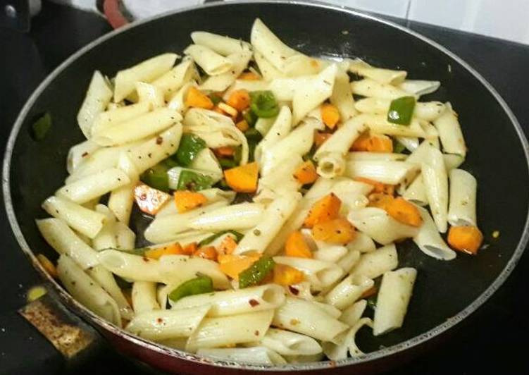 How to Make Any-night-of-the-week Easy Pasta tossed with Vegetables