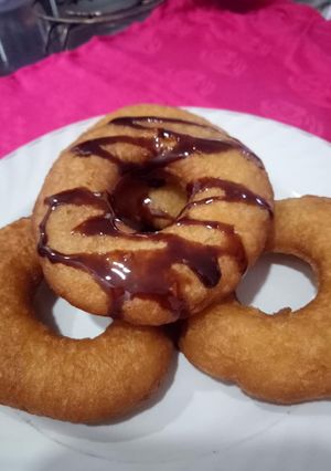 A picture of Bakery style donuts.