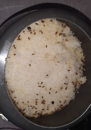 जीरा राइस (jeera rice recipe in Hindi) रेसिपी मुख्य फोटो
