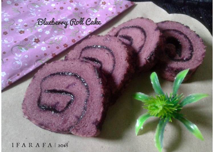Blueberry Roll Cake (Ekonomis, Super Simpel & Lembut bgttt)