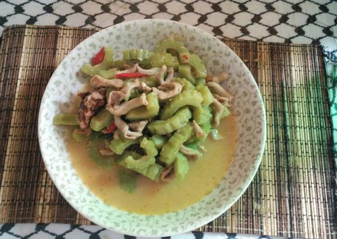 Resep Tumis Pare vc Usus ayam yang Bikin Ngiler