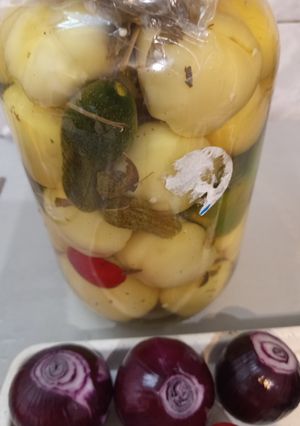 Bazsalikomos Alma paprika télire recept fotója