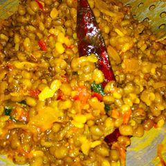 A picture of Sabut Moong Dal.