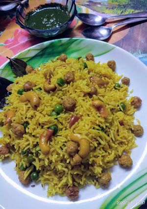A picture of Soya chunk pulao.