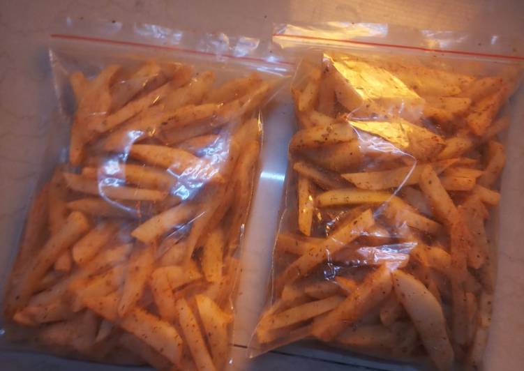 Frozen masala fries