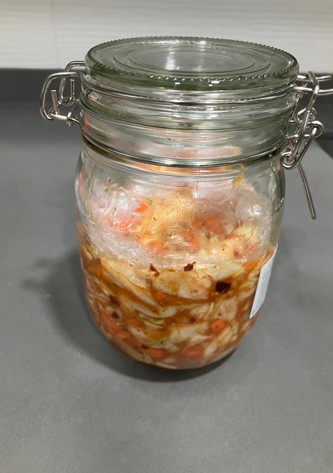 Una foto de Kimchi de repollo