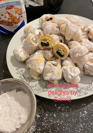 O poză a rețetei Cornulețe fragede cu rahat😍.