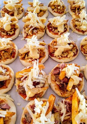 A picture of Arabic Dough Pizza.