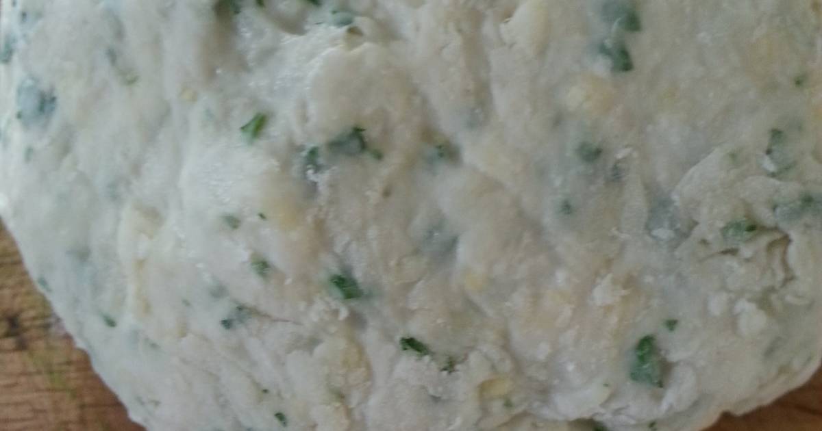 Garlic & parsley pasta dough Recipe by passion for taste Cookpad