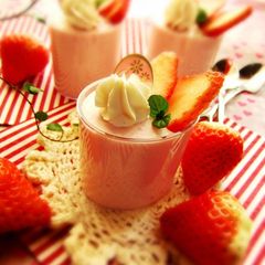 A picture of Strawberry × Mascarpone Mousse.