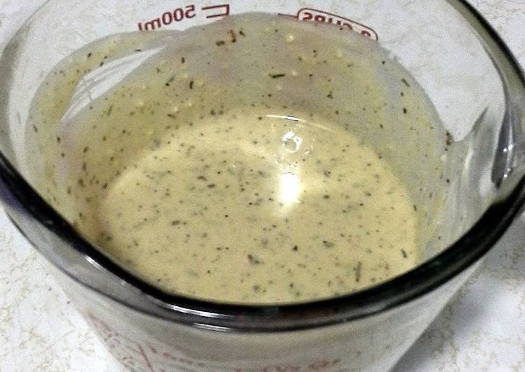 Simple Way to Make Award-winning Garlic Parmesan Sauce