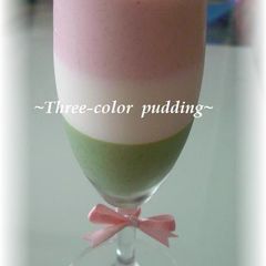 A picture of Cherry Blossom Tri-Color Pudding.