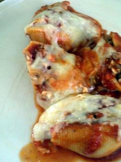 A picture of Stuffed Shells.