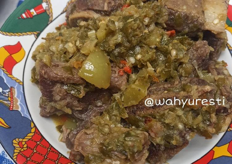 Resep Iga Cabe Ijo yang Enak