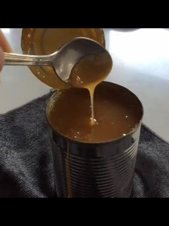 A picture of Caramel Sauce / Dulce De Lache in the Can from Sweetened Condensed Milk.