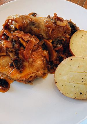 Foto principal de Pollo a la cazuela