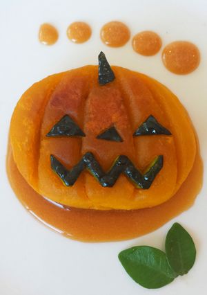 A picture of Kabocha Squash Dumplings (Halloween Version).