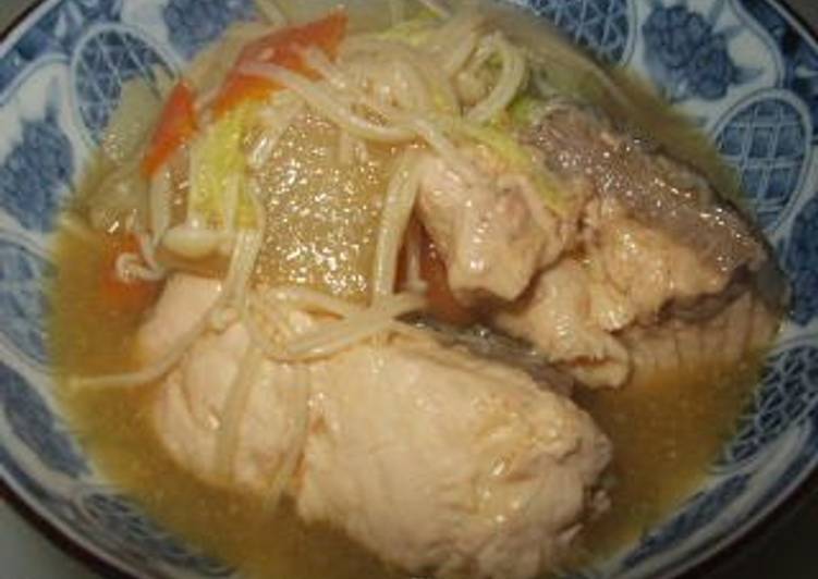 Recipe of Ultimate Ishikari Nabe - Salmon and Vegetable Specialty Hot Pot from Hokkaido Region