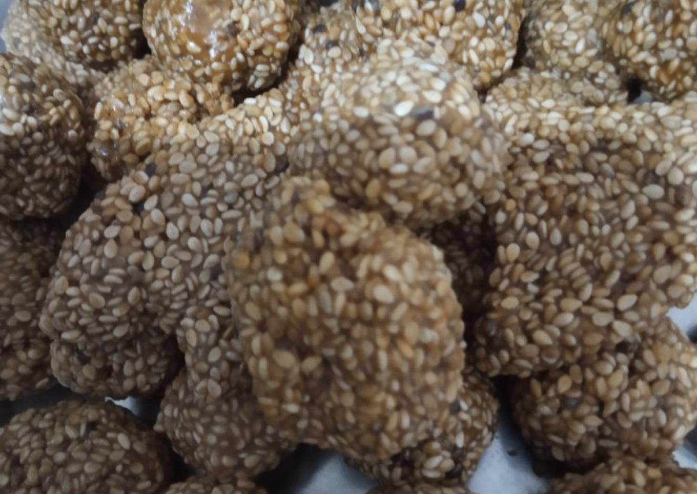 Til laddoo