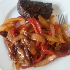 A picture of Steak chipotle in adobo sauce.