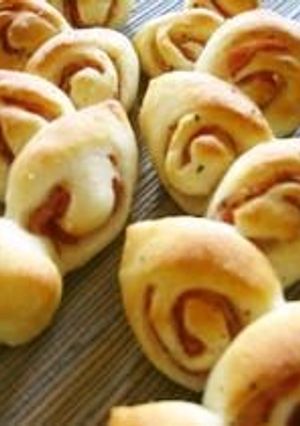 A picture of Bacon Twists From Bread Flour.
