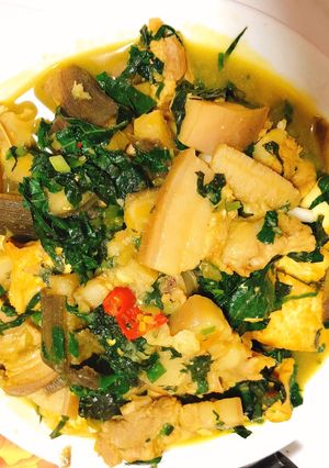 Hình của món Ba chỉ om chuối, đậu.