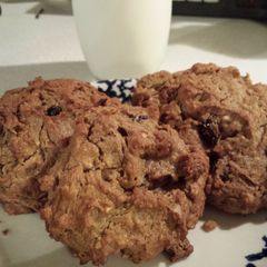 A picture of Persimmon & Raisin Cookie.