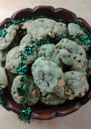 A picture of Irish Blarney Stone Cookies.