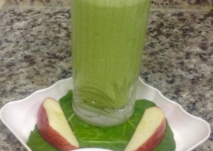 Recipe of Speedy Healthy Spinach Smoothie