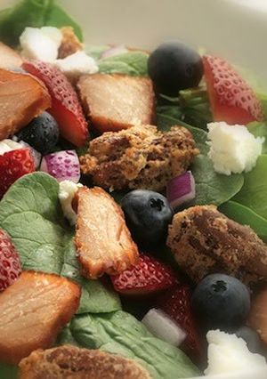 A picture of Candied Salmon Spinach Salad.