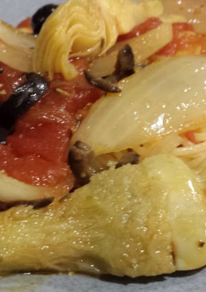 A picture of Chicken with Artichokes and Olives.