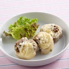 A picture of Herbed Chicken Baked with Mayonnaise and Cheese.