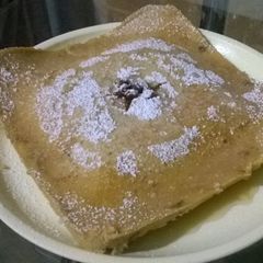 A picture of Barsha's Rum and Raisins cake.