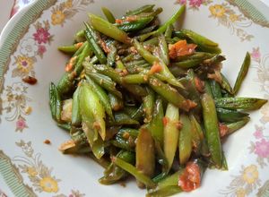 Foto resep Oseng Lompong / Batang Keladi / Batang Talas